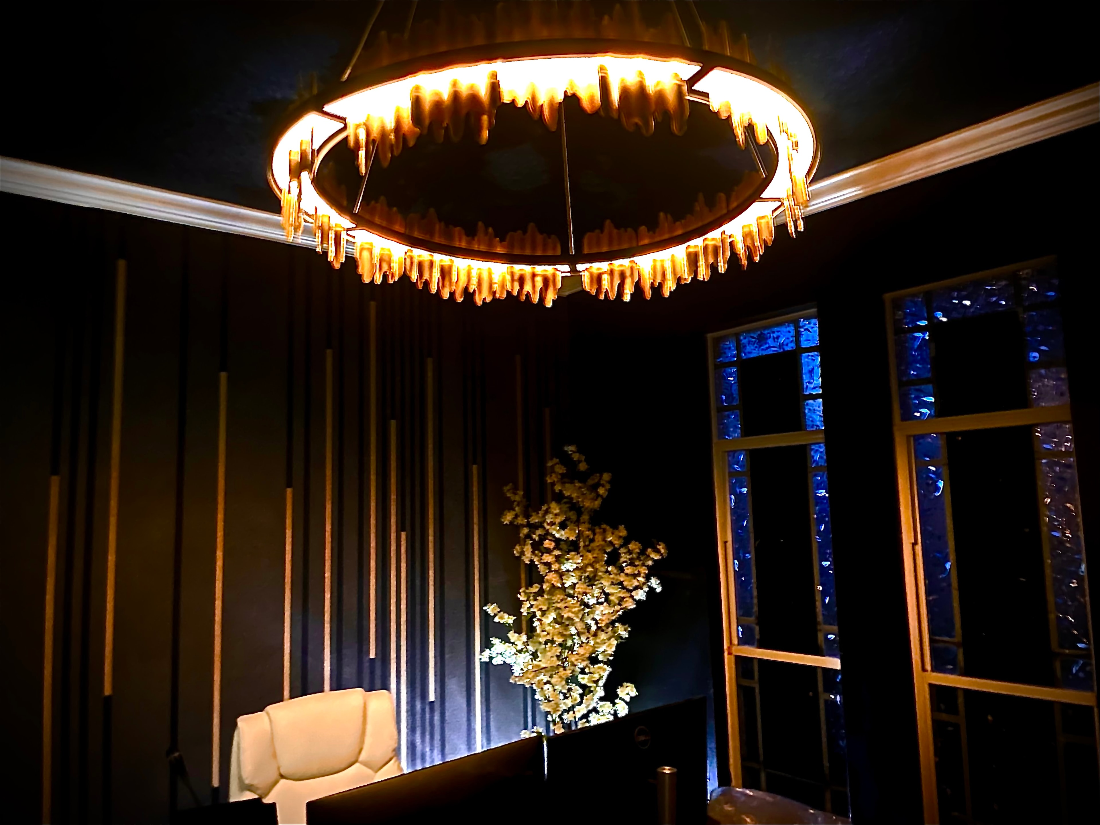 A serene Tampa interior design with tailored furnishings and details.